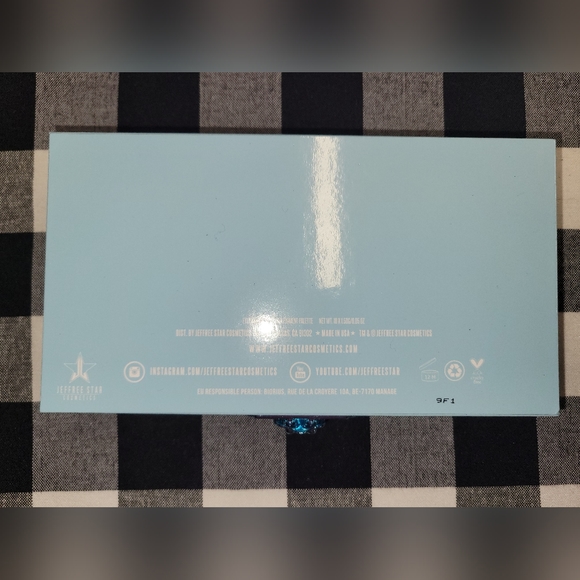 Jeffree Star Blue Blood & Blood Sugar - Picture 7 of 7